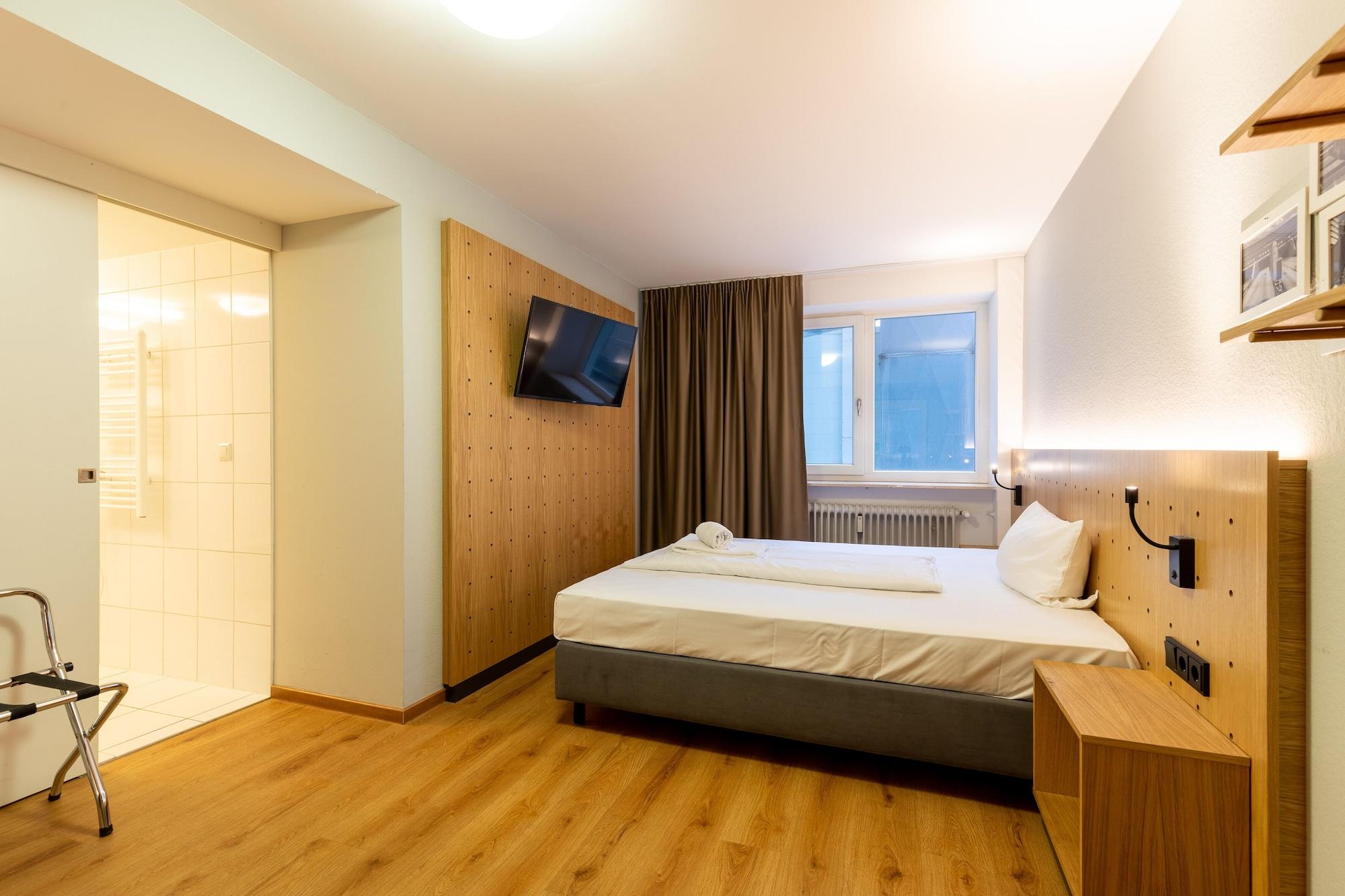 โรงแรมเอ็มเค แฟรงค์เฟิร์ต Frankfurt am Main ภายนอก รูปภาพ