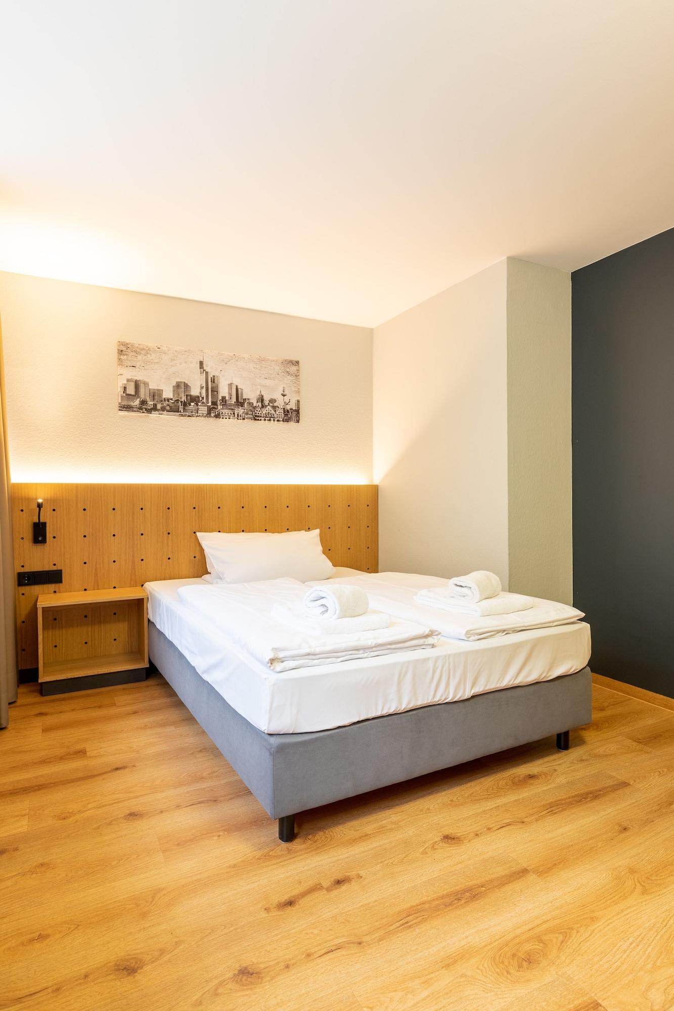โรงแรมเอ็มเค แฟรงค์เฟิร์ต Frankfurt am Main ภายนอก รูปภาพ