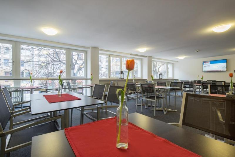 โรงแรมเอ็มเค แฟรงค์เฟิร์ต Frankfurt am Main ภายนอก รูปภาพ