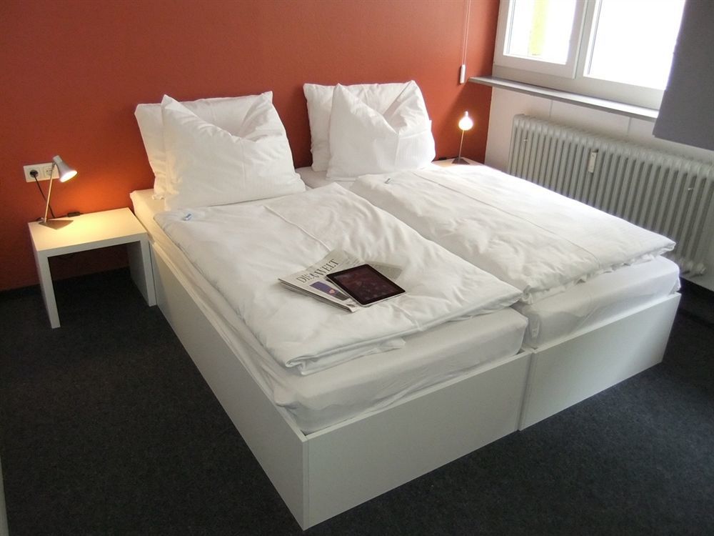 โรงแรมเอ็มเค แฟรงค์เฟิร์ต Frankfurt am Main ภายนอก รูปภาพ